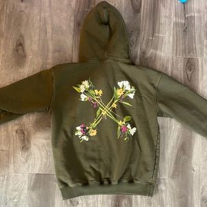 Women’s off-white hoodie